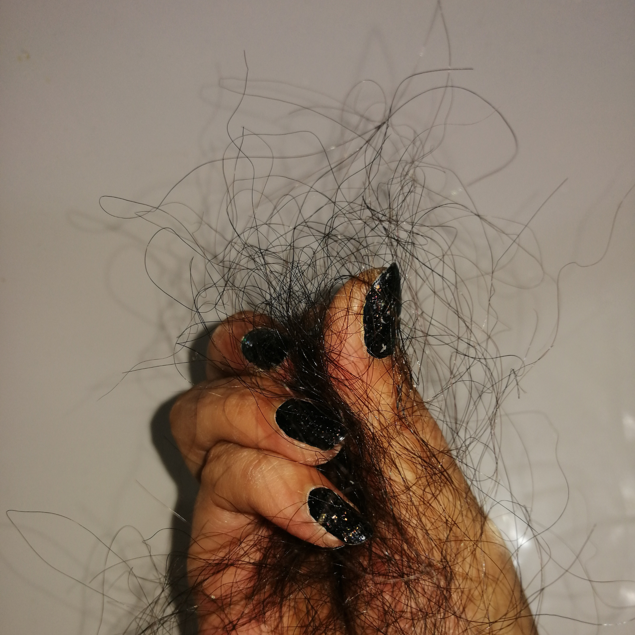 Les meilleurs gestes pour éviter la casse des cheveux crépus