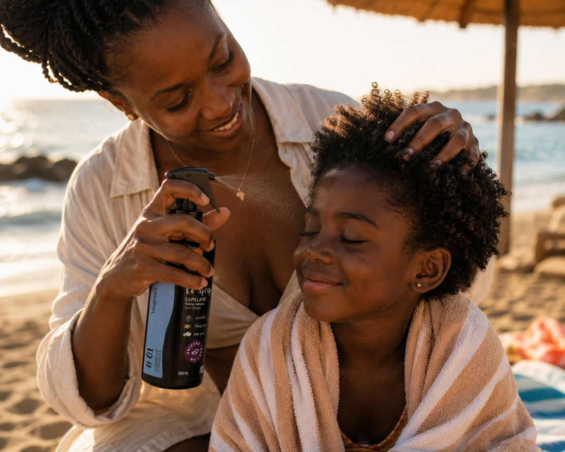 Piscine, mer et soleil : comment protéger les cheveux texturés des enfants sans routine compliquée ?