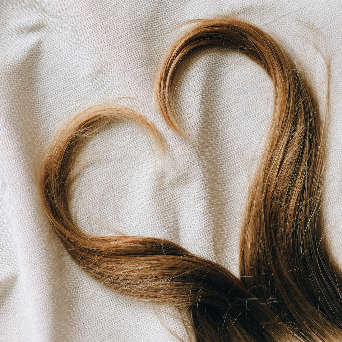 6 conseils naturels et efficaces pour stimuler la pousse des cheveux