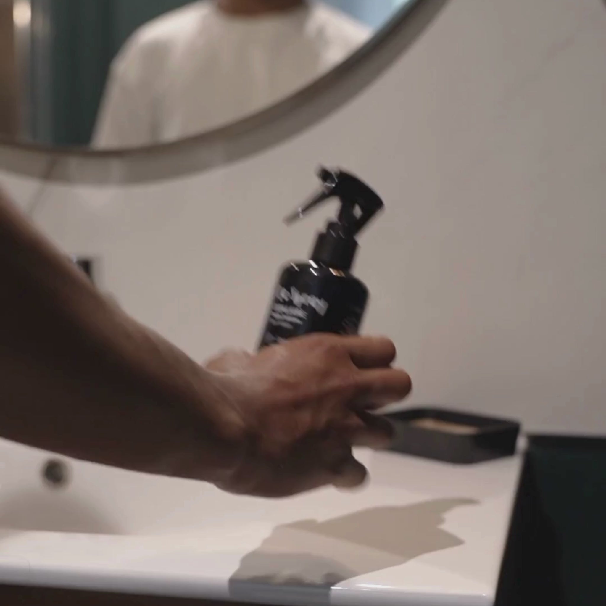 Charger la vidéo : Le Spray capillaire